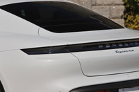 2023 Porsche Taycan 