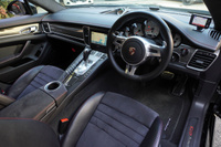 2013 Porsche PANAMERA null