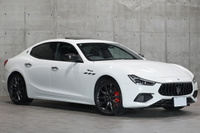 2022 Maserati GHIBLI null