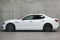 2022 Maserati GHIBLI null