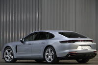 2021 Porsche PANAMERA 