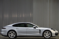 2021 Porsche PANAMERA 