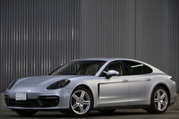 2021 Porsche PANAMERA 