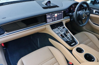 2021 Porsche PANAMERA 