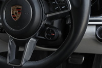 2018 Porsche PANAMERA null