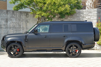 2025 Land Rover DEFENDER null