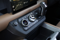 2025 Land Rover DEFENDER null