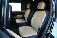 2025 Land Rover DEFENDER null