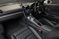 2018 Porsche 718 CAYMAN null