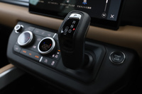 2025 Land Rover DEFENDER 130 X D350