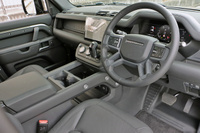 2025 Land Rover DEFENDER null