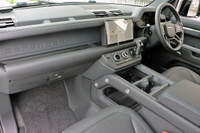 2025 Land Rover DEFENDER null