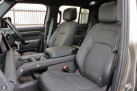 2025 Land Rover DEFENDER null