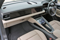 2025 Porsche MACAN 