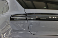 2025 Porsche MACAN 