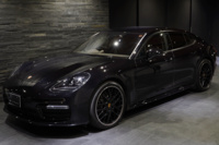 2018 Porsche PANAMERA null