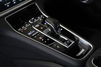 2018 Porsche PANAMERA null