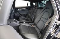 2018 Porsche PANAMERA null