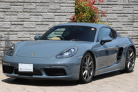 2017 Porsche 718 CAYMAN null
