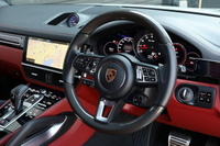 2019 Porsche CAYENNE null