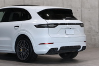 2019 Porsche CAYENNE null
