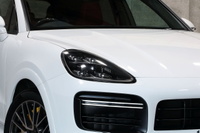 2019 Porsche CAYENNE null