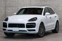 2019 Porsche CAYENNE null