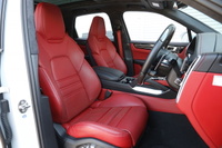 2019 Porsche CAYENNE null