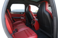 2019 Porsche CAYENNE null