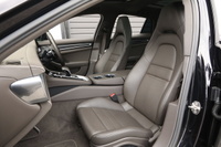 2022 Porsche PANAMERA null