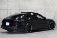 2022 Porsche PANAMERA null