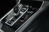 2017 Porsche PANAMERA null