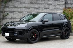 2024 Porsche CAYENNE