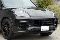 2024 Porsche CAYENNE 