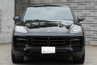 2024 Porsche CAYENNE 