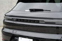 2024 Porsche CAYENNE 