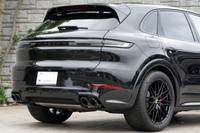 2024 Porsche CAYENNE 