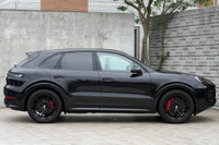2024 Porsche CAYENNE 