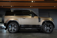 2025 Land Rover DEFENDER null