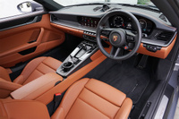 2025 Porsche 911 カレラ