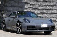 2025 Porsche 911 カレラ