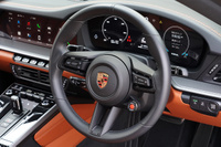 2025 Porsche 911 カレラ