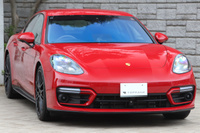 2021 Porsche PANAMERA 