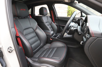 2020 Porsche MACAN 