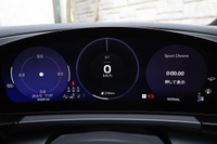 2025 Porsche MACAN 