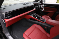 2025 Porsche MACAN 