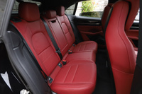 2025 Porsche MACAN 