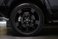 2025 Land Rover DEFENDER null