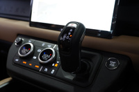 2025 Land Rover DEFENDER null