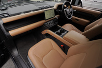 2025 Land Rover DEFENDER null
